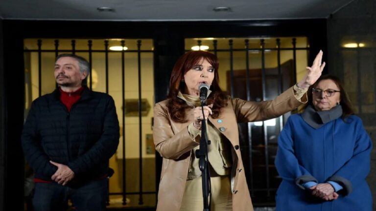 Columna de Viviana Diaz: CRISTINA PRESA 