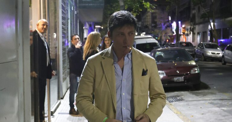 Pareja tuvo que ir a buscar a Santiago Caputo para que le ordene el discurso de campaña