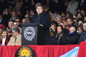 Milei anunció una histórica baja de retenciones y cosecha respaldo político