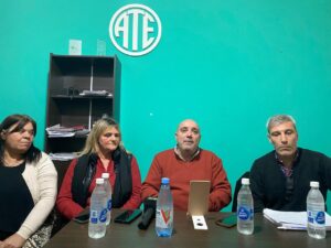 “Hay plata, pero no para los municipales”: fuerte reclamo gremial por la falta de aumento salarial en Ayacucho