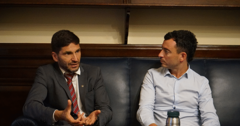 Pullaro se mete en la construcción del nuevo radicalismo cordobés, sin Mestre y De Loredo