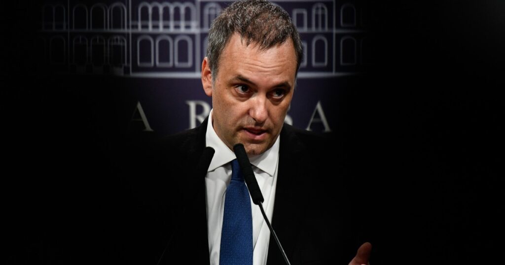 Adorni contrató al abogado de Yabrán para defenderse en las causas de corrupción