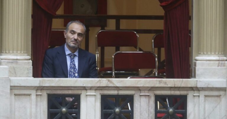 Ante la presión del PRO para que lo echen, Lule Menem salió a defenderse y culpó al kirchnerismo de las coimas