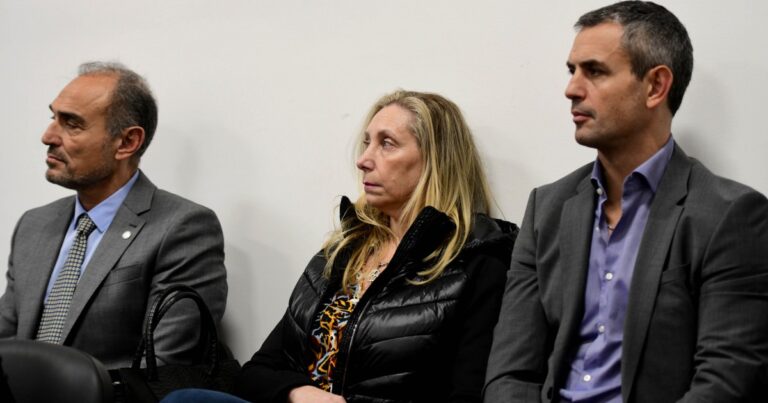 Pánico en el gobierno porque no saben hacia dónde va la investigación de Casanello
