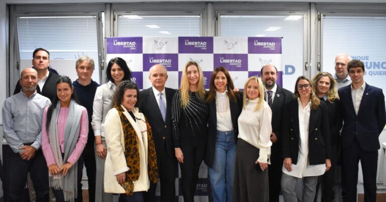 Patricia y Macri le coparon la lista a Karina con macristas agazapados