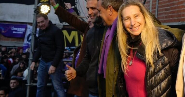 Karina: “Vinimos para que no nos roben más”