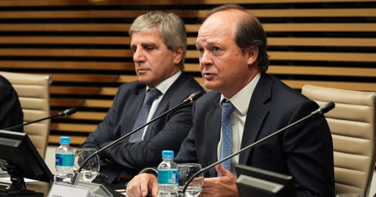 Escándalo en Energía: Caputo desplazó a Eurnekian y su mano derecha Daniel Gonzalez se quedó con Profertil