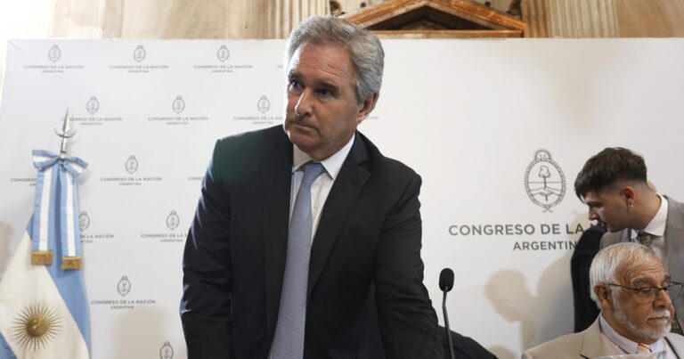 Quirno logró renovar la deuda con la ayuda de ByMA que hace de Banco Central paralelo