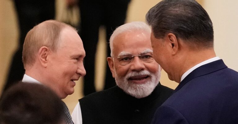 Xi Jinping desafía a Trump y arma una cumbre con Modi y Putin