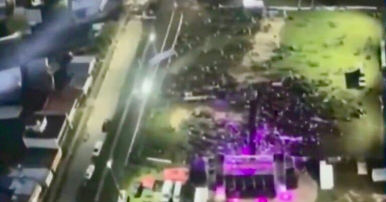 Fiasco de Milei en Moreno, ni con los acarreados lograron llenar la cancha