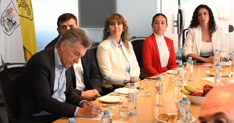 Macri pidió apoyar al Gobierno pero dijo que hace un año que no habla con Milei