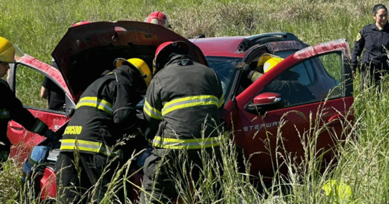 Dos accidentes viales en las últimas 12 horas: tres menores y una mujer fueron trasladados al Hospital