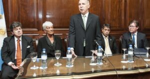 Los audios que revelan la presión de un lobista judicial para extorsionar a un agente bursátil de Rosario