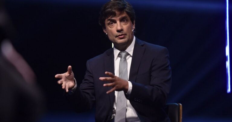 La consultora de Lacunza considera excesivo el pedido de endeudamiento de Kicillof a la Legislatura