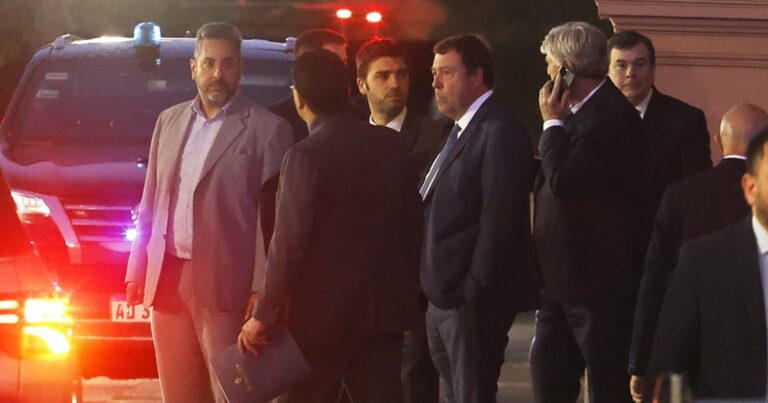 Los gobernadores creen que la reforma de Milei sólo es un guiño al mercado y que no generará empleos