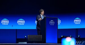 Ultimatum de Pimco a Milei, le exigió que libere el dólar: “Así no vamos a invertir, punto”