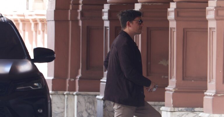 Las Fuerzas del Cielo quieren Santiago vice para bloquear el ingreso de Menem a la fórmula del 2027