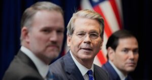 Crecen los rumores de molestia de Trump con Milei por China