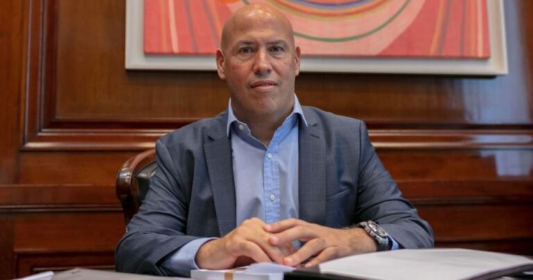 Renuncia el presidente del Banco Nación y asume Darío Wasserman