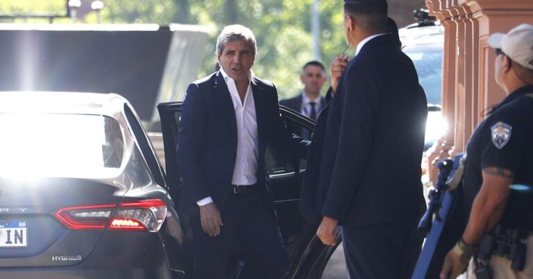 Crisis en la UIF: la Argentina se expone a sanciones del GAFI por la ley de Inocencia Fiscal de Caputo