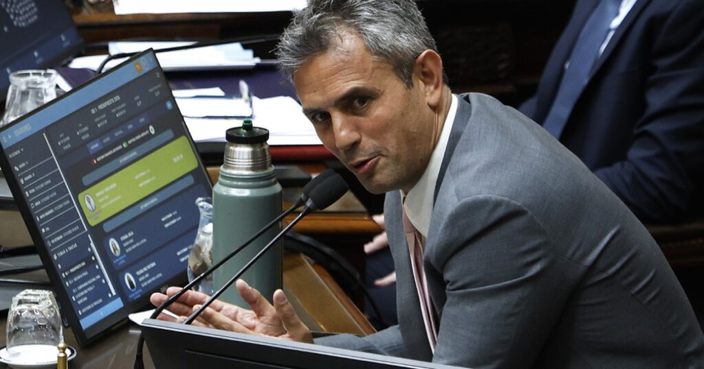 El gobierno quiere aprobar una ley para que los periodistas presenten declaración jurada como los funcionarios