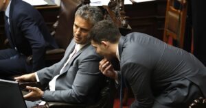 Los Menem culpan a Toto Caputo por el fracaso del presupuesto en el Congreso