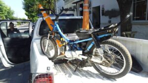 Allanamiento y secuestro de una motocicleta por el atropello de una menor en Plaza Colón