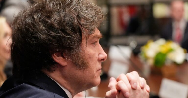 El arancel cero a la importación de celulares pone en riesgo 2500 empleos en Tierra del Fuego