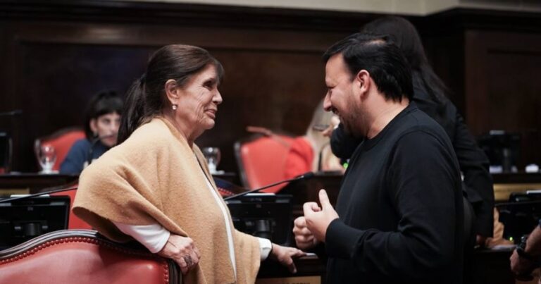 Teresa García cuestionó la decisión del axelismo de armar listas: “le están errando”