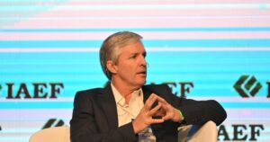 El empresario mileista Otero Monsegur, en crisis porque citrícola San Miguel quedó al borde del default