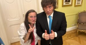 Karina suma a La Tatuada, el Fisura Liberal y otros influencers a su propio ejército digital