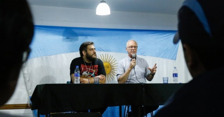 El axelismo se mete en Lanús y lleva al límite la pelea con Máximo