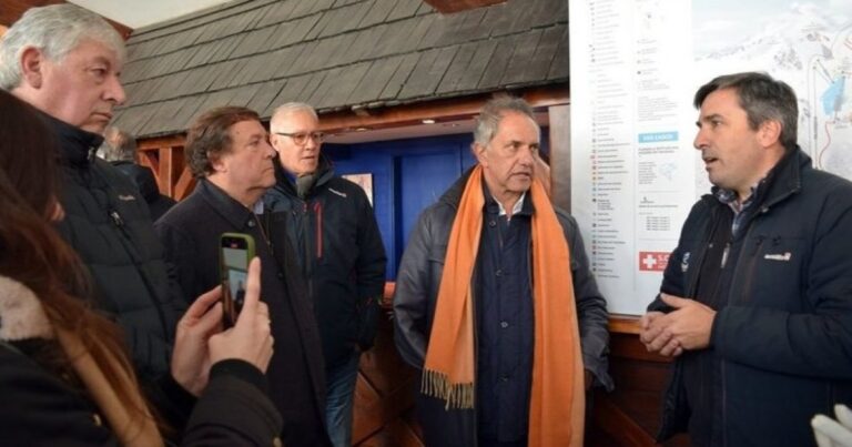En medio de los incendios, el funcionario que puso Scioli en el Parque Nahuel Huapi discute la interna del PJ en Bahía