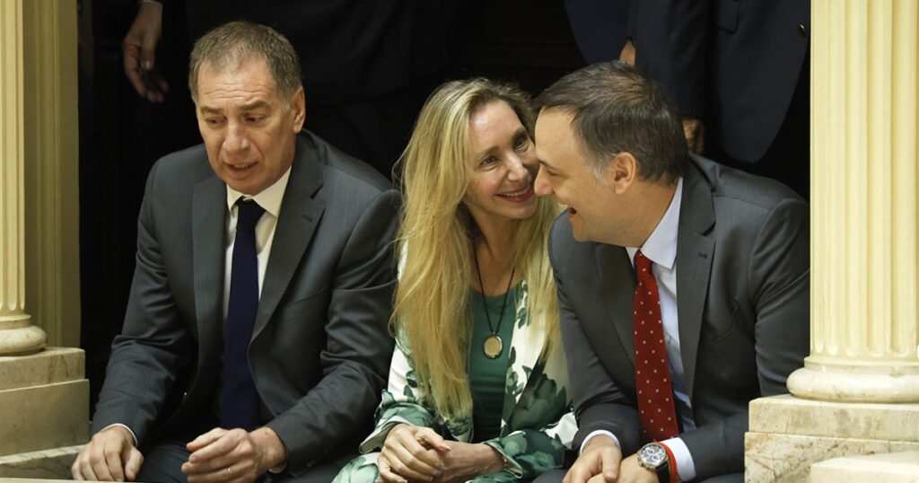 En el Gobierno afirman que Karina piensa en Adorni como vicepresidente