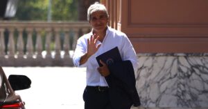 La planta de cerveza Corona planea echar a la mitad de sus trabajadores por la caída del consumo