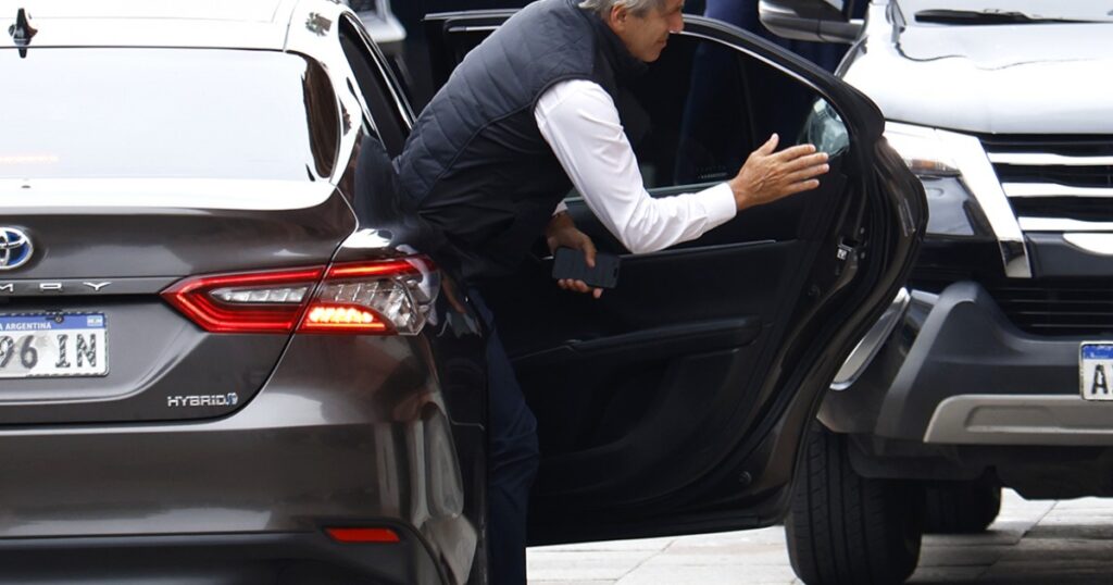  La carne empuja la inflación de febrero y complica la baja que espera Caputo