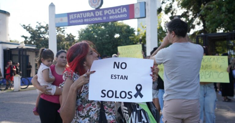 Las protestas policiales fuerzan a Pullaro a dar un aumento de emergencia a algunos efectivos