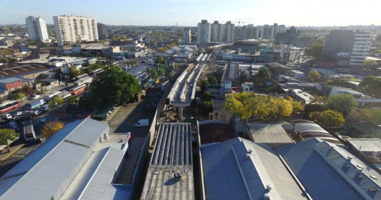 El gobierno analiza completar la obra del Belgrano Sur para que llegue a Constitución