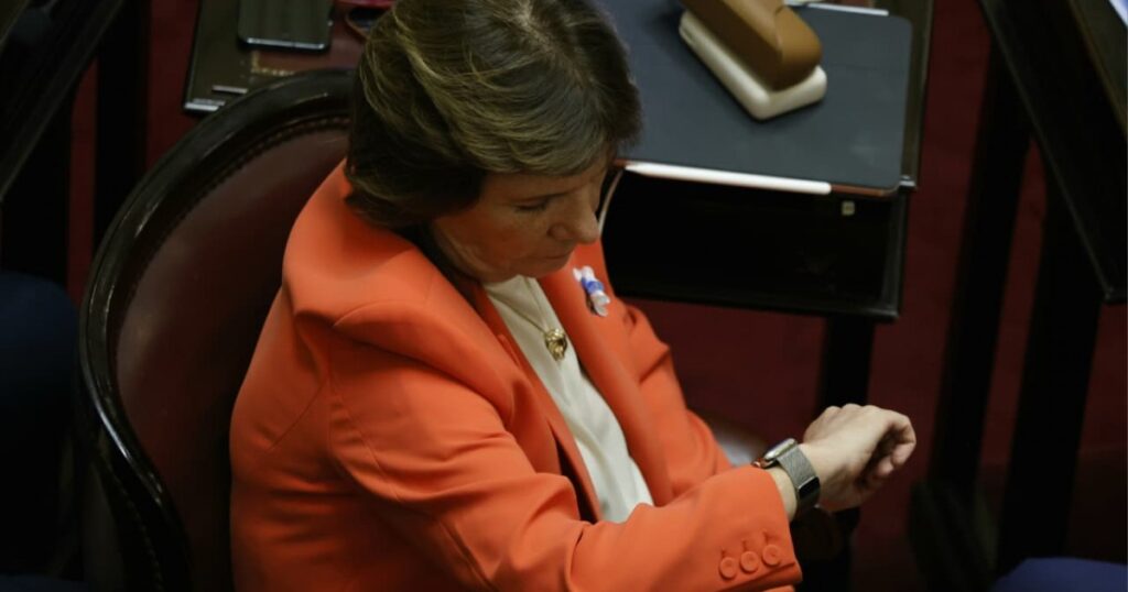 El Gobierno logró aprobar una reforma laboral que golpea el modelo sindical