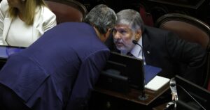 Tensión en el bloque peronista, cruces entre Mayans y Corpacci por la pérdida de la vicepresidencia