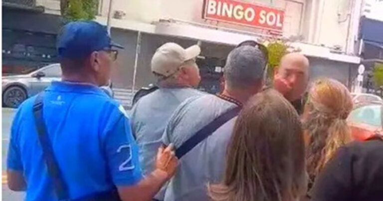 Golpearon al jefe de la policía en Mar del Plata en medio de una protesta liderada por retirados