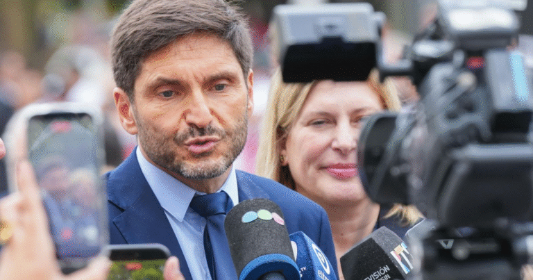 Pullaro elimina el descuento a jubilados en medio de la paritaria y ante la inminencia de un fallo de la Corte