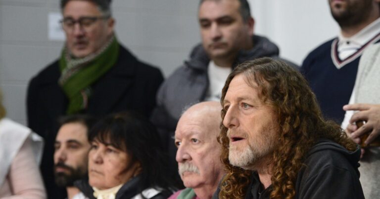 Los estatales le piden paritarias urgentes a Kicillof y amenazan con no abrir las escuelas el primer día de clases