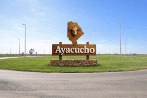 Una idea a tomar: un cartel identificatorio en el acceso de rutas 29 y 74