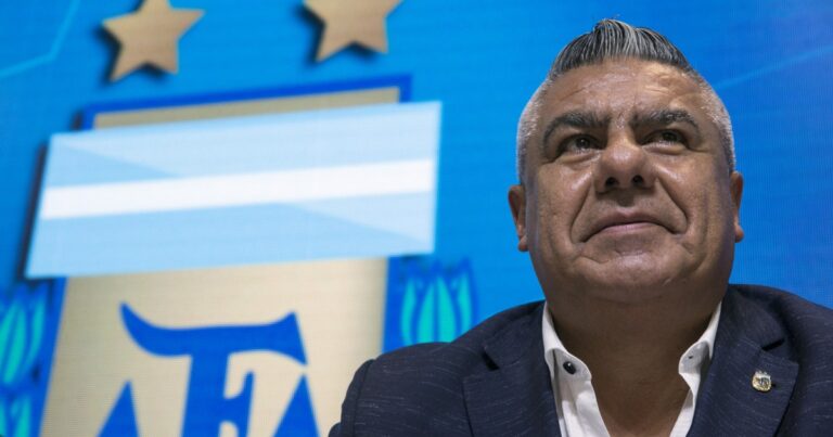 Ahora los argentinos varados en la guerra del Golfo piden que los rescate el Chiqui