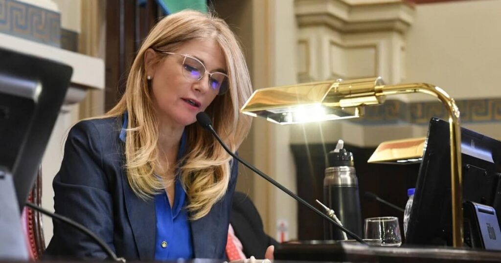 Se demora el inicio de sesiones en la provincia porque no logran definir la comisión que discutirá la reforma electoral