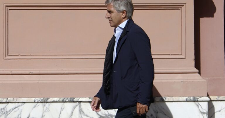 Jan De Nul le pidió al gobierno que descalifique la oferta de Deme de la licitación de la Hidrovía