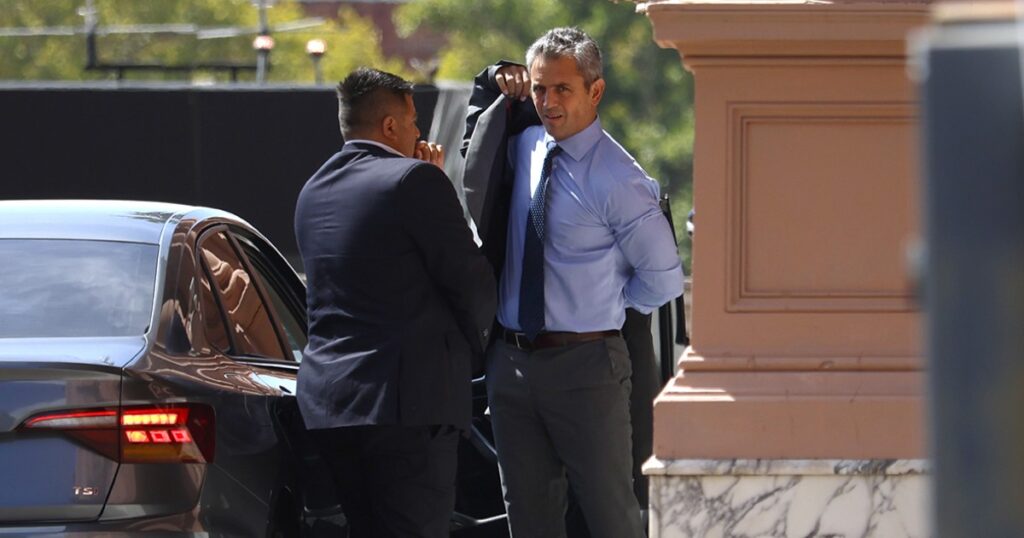 Los Menem recibieron a los belgas de Deme y se meten en la pelea de la Hidrovía