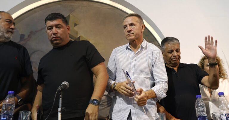 Revés para Milei: la Justicia suspendió más de 80 artículos de la reforma laboral