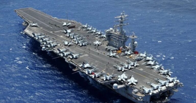 Irán dice que atacó al principal portaaviones de EEUU y lo dejó fuera de servicio